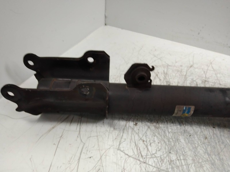 Recambio de amortiguador trasero para fiat croma (182) i.e. referencia OEM IAM   