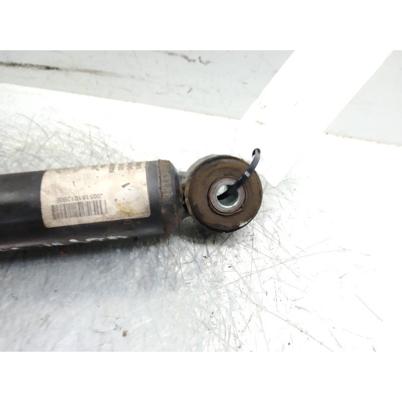 Recambio de amortiguador trasero para fiat doblo 1.3 16v jtd cat referencia OEM IAM 814902003426 51810129 