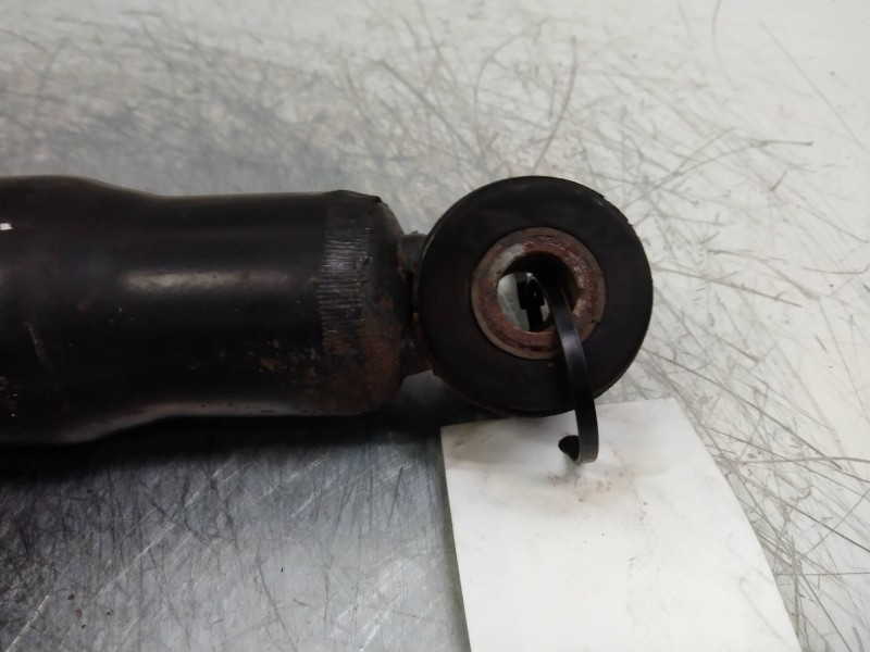 Recambio de amortiguador trasero para fiat doblo cargo (223) 1.3 jtd referencia OEM IAM    Recambio de amortiguador trasero para fiat doblo cargo (223) 1.3 jtd referencia OEM IAM