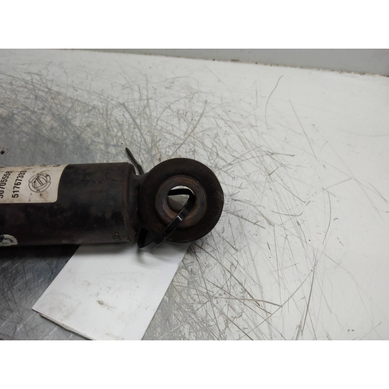 Recambio de amortiguador trasero para fiat croma (194) 1.9 jtd 16v cat referencia OEM IAM 844904001613  