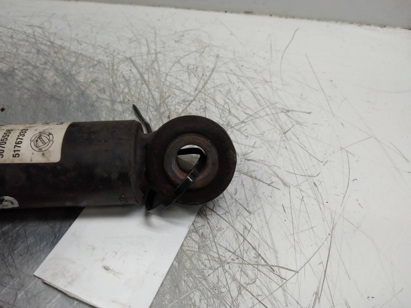 Recambio de amortiguador trasero para fiat croma (194) 1.9 jtd 16v cat referencia OEM IAM 844904001613  