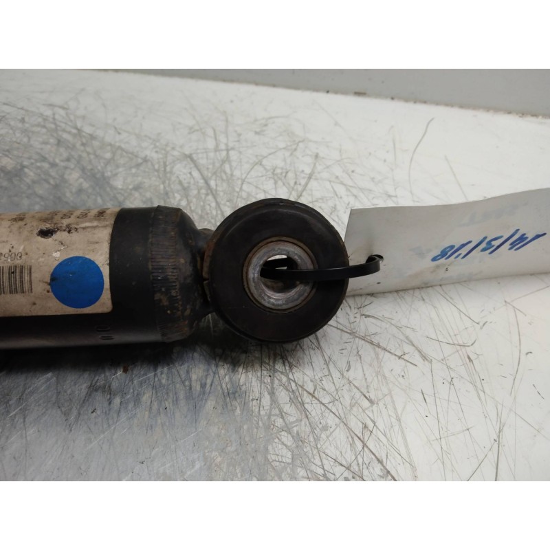 Recambio de amortiguador trasero para fiat doblo cargo 1.3 16v jtd cat referencia OEM IAM 81490200386 51815192 