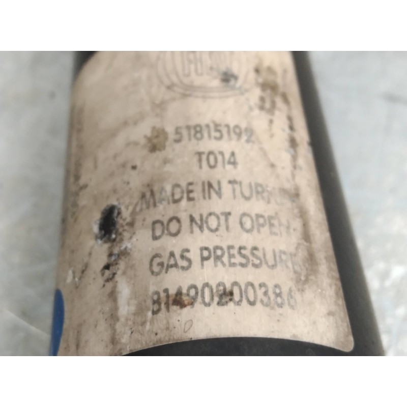 Recambio de amortiguador trasero para fiat doblo cargo 1.3 16v jtd cat referencia OEM IAM 81490200386 51815192 
