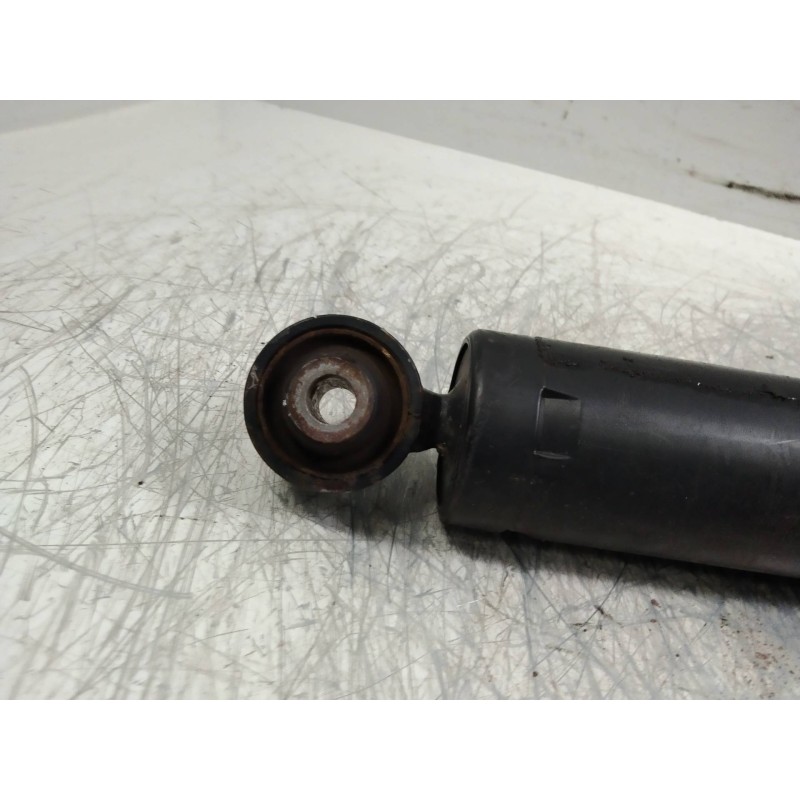 Recambio de amortiguador trasero para fiat doblo cargo 1.3 16v jtd cat referencia OEM IAM 81490200386 51815192 