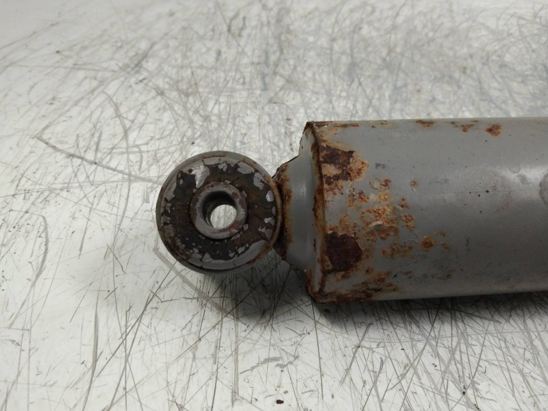 Recambio de amortiguador trasero para fiat talento (269) 1.9 diesel referencia OEM IAM    Recambio de amortiguador trasero para fiat talento (269) 1.9 diesel referencia OEM IAM