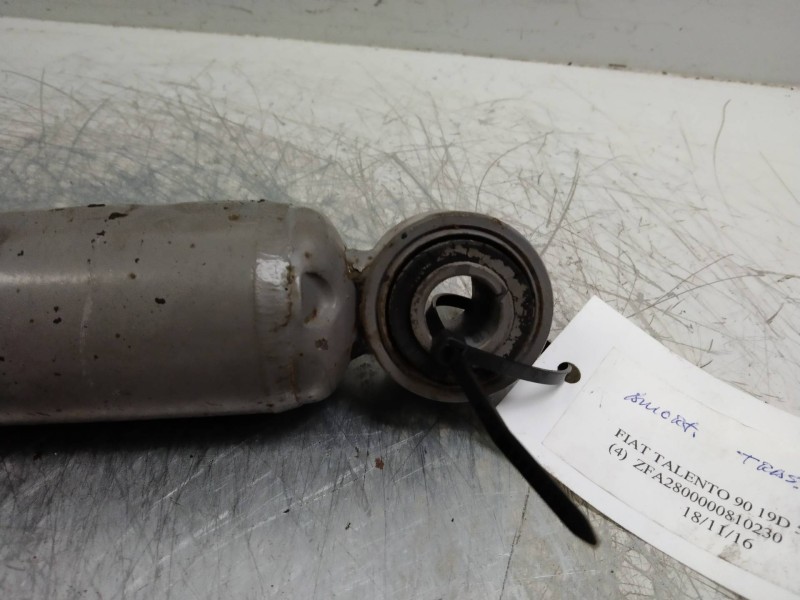 Recambio de amortiguador trasero para fiat talento (269) 1.9 diesel referencia OEM IAM    Recambio de amortiguador trasero para fiat talento (269) 1.9 diesel referencia OEM IAM