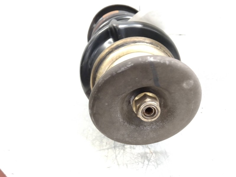 Recambio de amortiguador delantero derecho para ford fiesta berl./courier surf referencia OEM IAM   