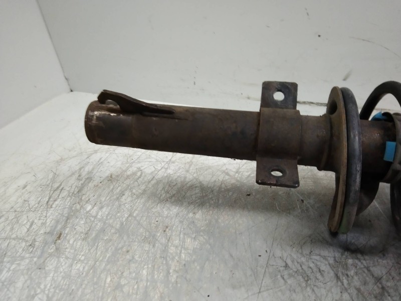 Recambio de amortiguador delantero derecho para ford fiesta berlina (dx) ambiente referencia OEM IAM   