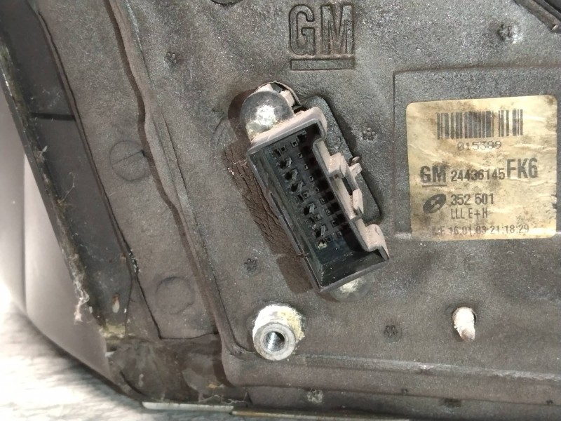 Recambio de retrovisor izquierdo para opel vectra c berlina comfort referencia OEM IAM   ELECTRICO