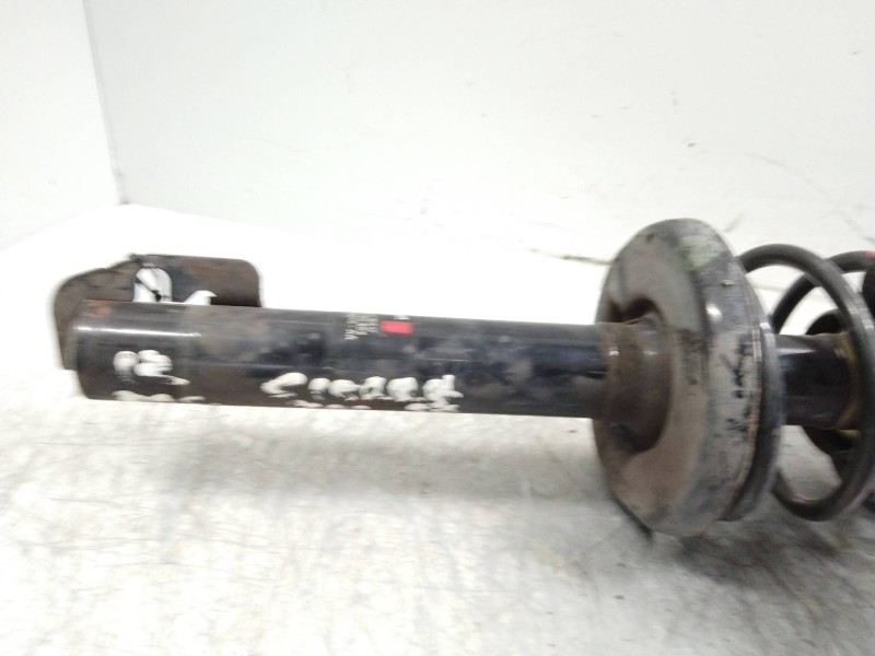 Recambio de amortiguador delantero derecho para ford sierra turnier 1.8 turbodiesel referencia OEM IAM 86BB18045AA  