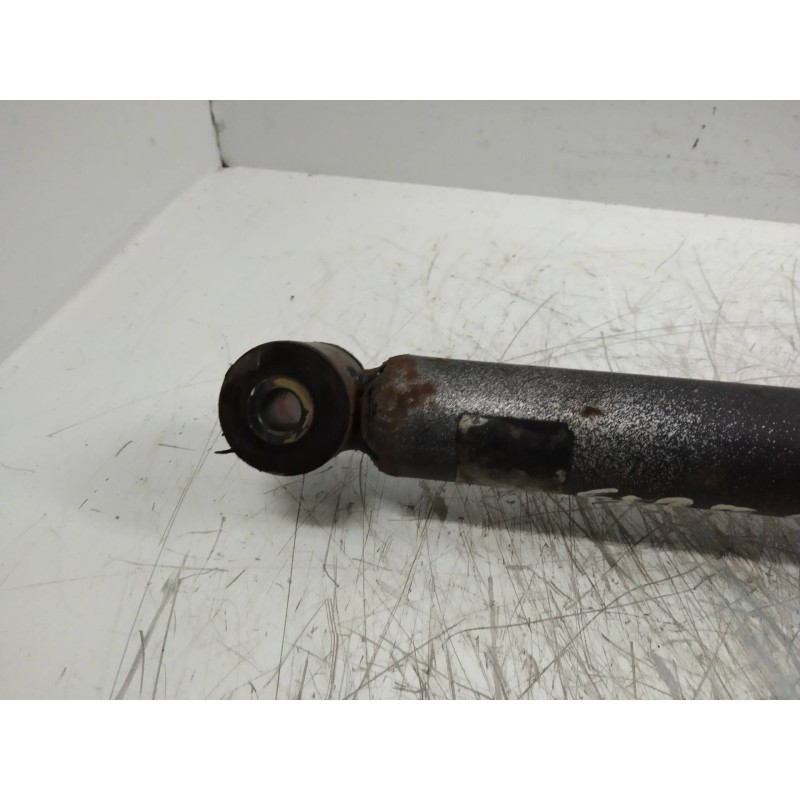 Recambio de amortiguador trasero para ford escort berl./turnier 1.6 16v cat referencia OEM IAM   