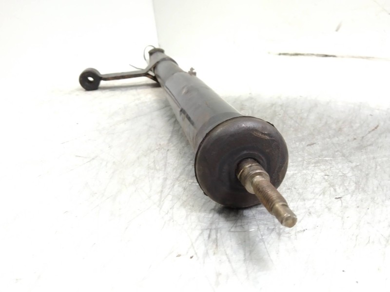 Recambio de amortiguador trasero para ford fiesta berl./express 1.1 referencia OEM IAM   