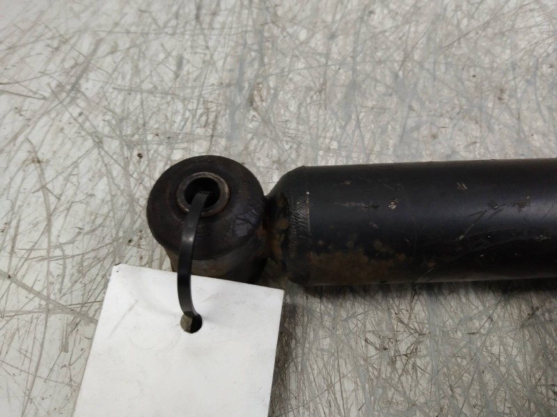 Recambio de amortiguador trasero para ford fiesta berl./express 1.1 referencia OEM IAM   