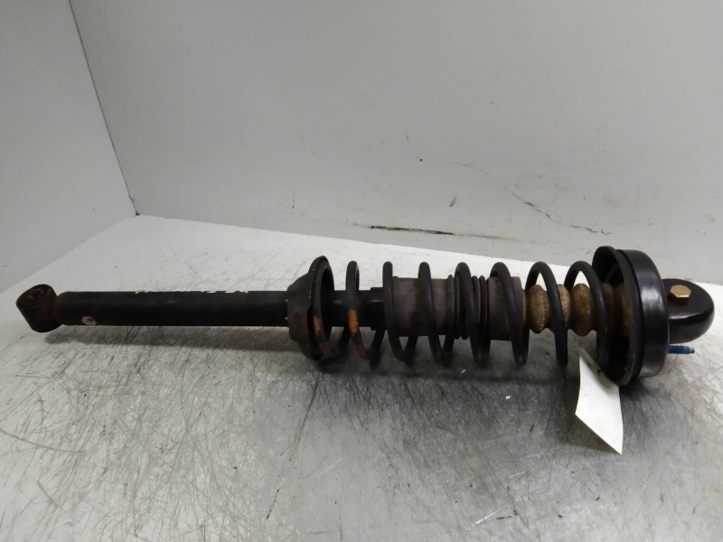 Recambio de amortiguador trasero para ford fiesta berl./courier surf referencia OEM IAM   