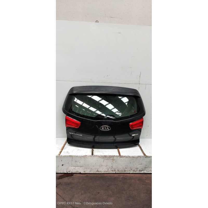 Recambio de porton trasero para kia sportage drive 4x2 referencia OEM IAM   