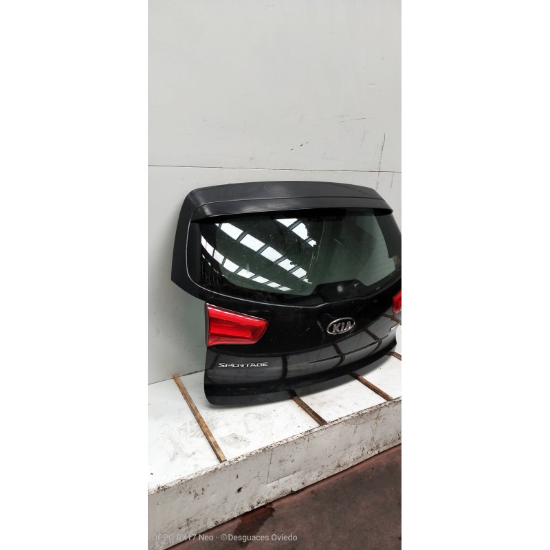 Recambio de porton trasero para kia sportage drive 4x2 referencia OEM IAM   