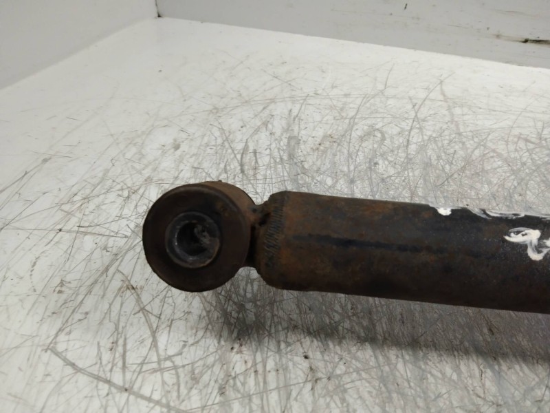 Recambio de amortiguador trasero para ford fiesta berlina (dx) ambiente referencia OEM IAM   