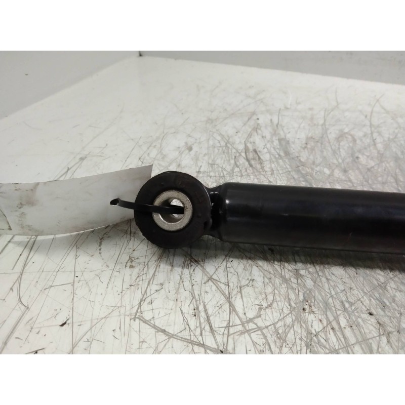 Recambio de amortiguador trasero para ford fiesta (cb1) 1.6 tdci cat referencia OEM IAM   