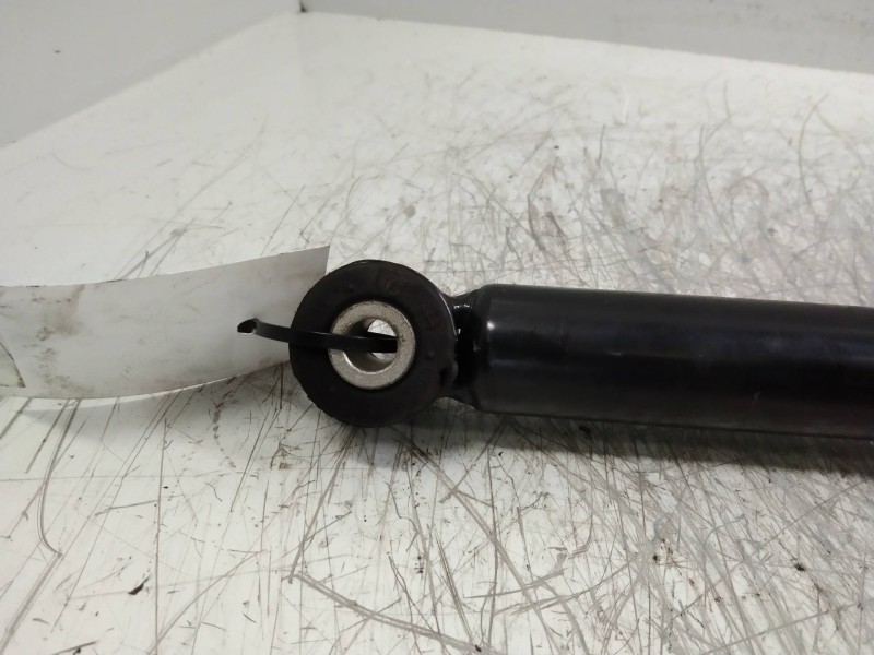 Recambio de amortiguador trasero para ford fiesta (cb1) 1.6 tdci cat referencia OEM IAM   