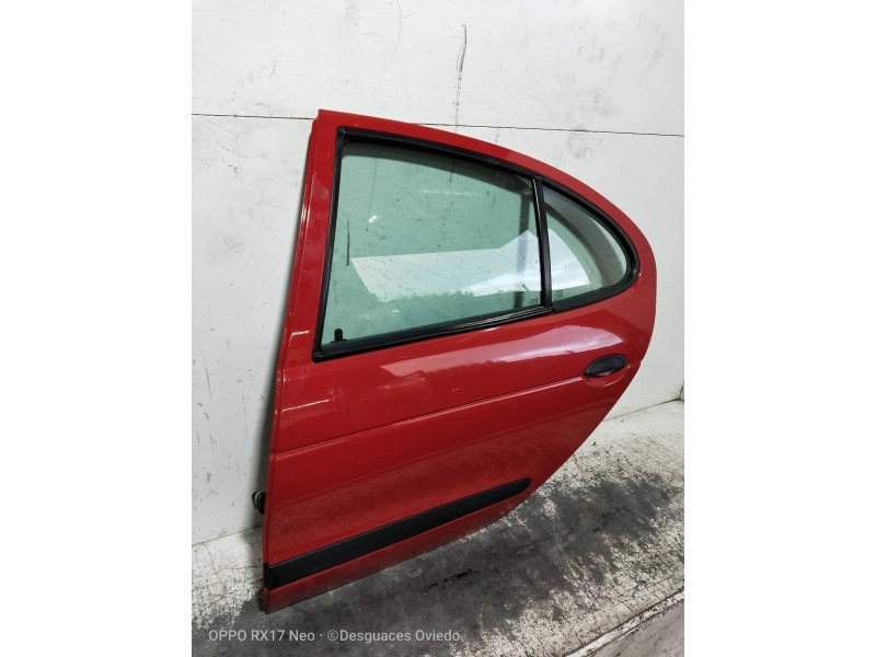 Recambio de puerta trasera izquierda para renault megane i classic (la0) 1.6e rn referencia OEM IAM   4P