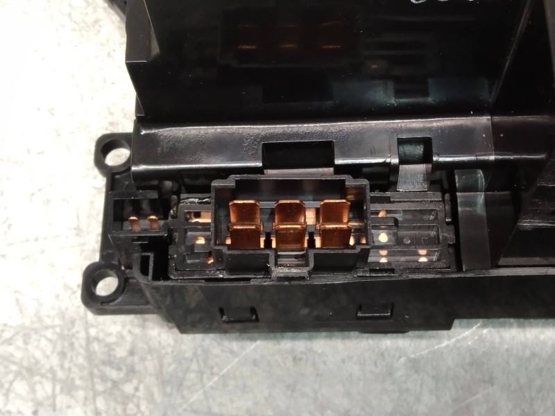 Recambio de mando calefaccion / aire acondicionado para hyundai h 1 h 1 furg.caja cerr.c. quinta referencia OEM IAM   