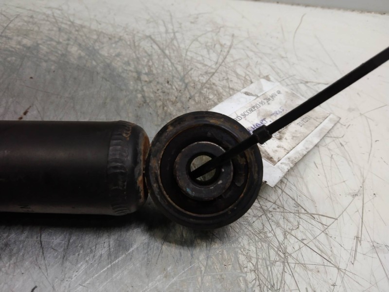 Recambio de amortiguador trasero para ford scorpio berl./turnier referencia OEM IAM   