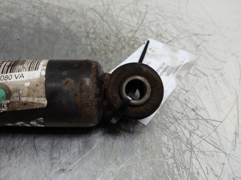 Recambio de amortiguador trasero para ford transit caja cerrada ´06 ft 260 k (corto) lkw (camion) referencia OEM IAM 6C1118080VA