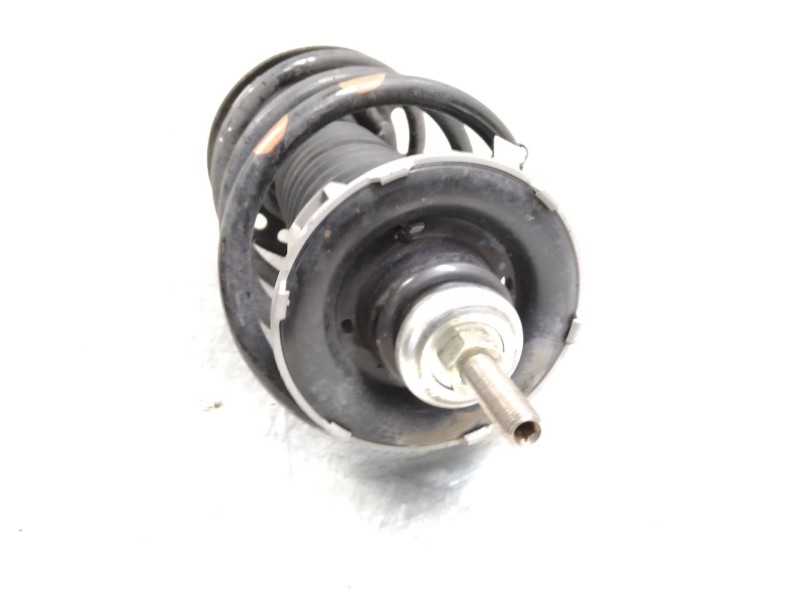 Recambio de amortiguador delantero izquierdo para honda jazz (gd1/5) 1.4 es referencia OEM IAM 51601SAAE710M1  