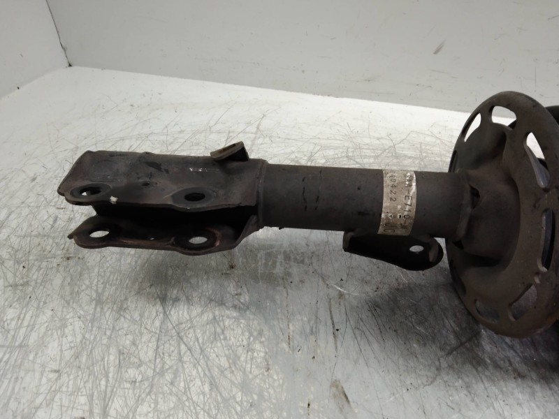 Recambio de amortiguador delantero izquierdo para honda jazz (gd1/5) 1.4 es referencia OEM IAM 51601SAAE710M1  
