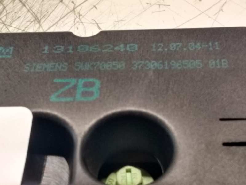 Recambio de pantalla multifuncion para opel zafira a 2.0 dti referencia OEM IAM 5WK70050 13106240 