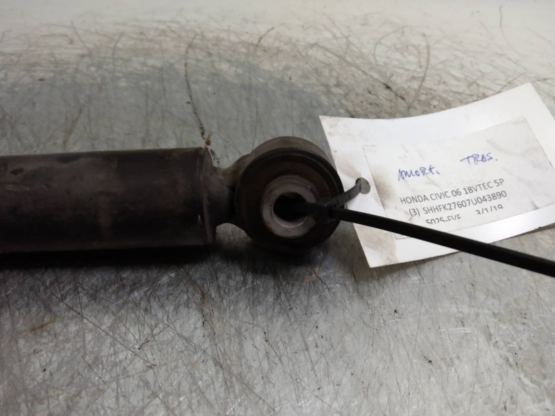 Recambio de amortiguador trasero para honda civic berlina 5 (fk) 1.8 vtec cat referencia OEM IAM 52610SMGE060M1  