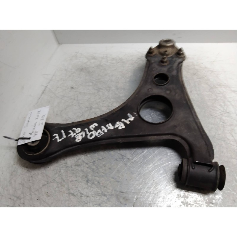 Recambio de brazo suspension inferior delantero izquierdo para mercedes clase a (w168) 170 cdi (168.008) referencia OEM IAM   