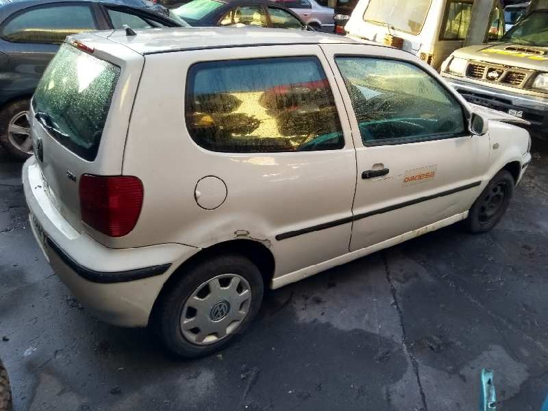 volkswagen polo berlina (6n2) del año 2000