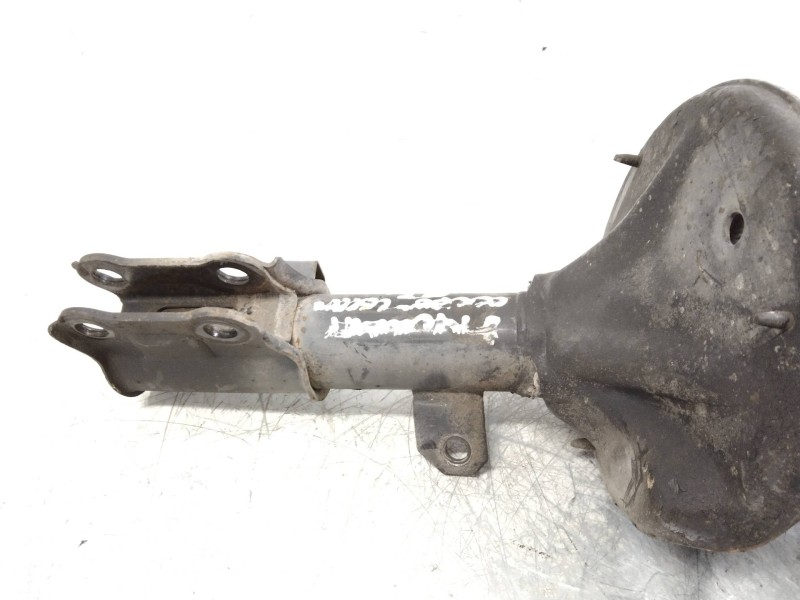 Recambio de amortiguador delantero izquierdo para hyundai coupe (gk) 1.6 fx referencia OEM IAM 546602C200  