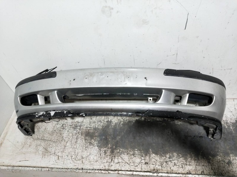 Recambio de paragolpes delantero para volvo v40 familiar 1.9 d+ (85kw) referencia OEM IAM   