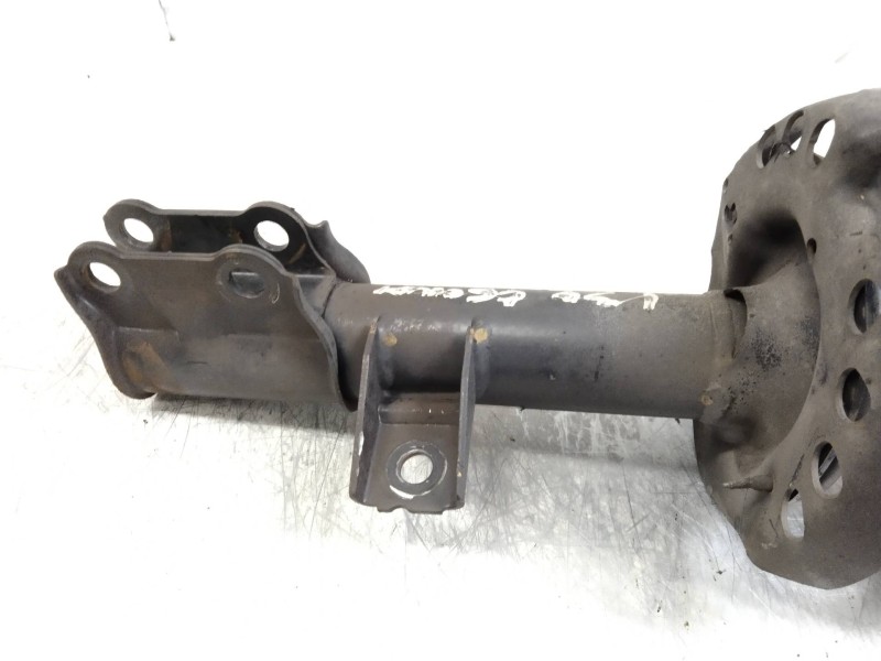 Recambio de amortiguador delantero izquierdo para hyundai i30 classic referencia OEM IAM 546502R750  