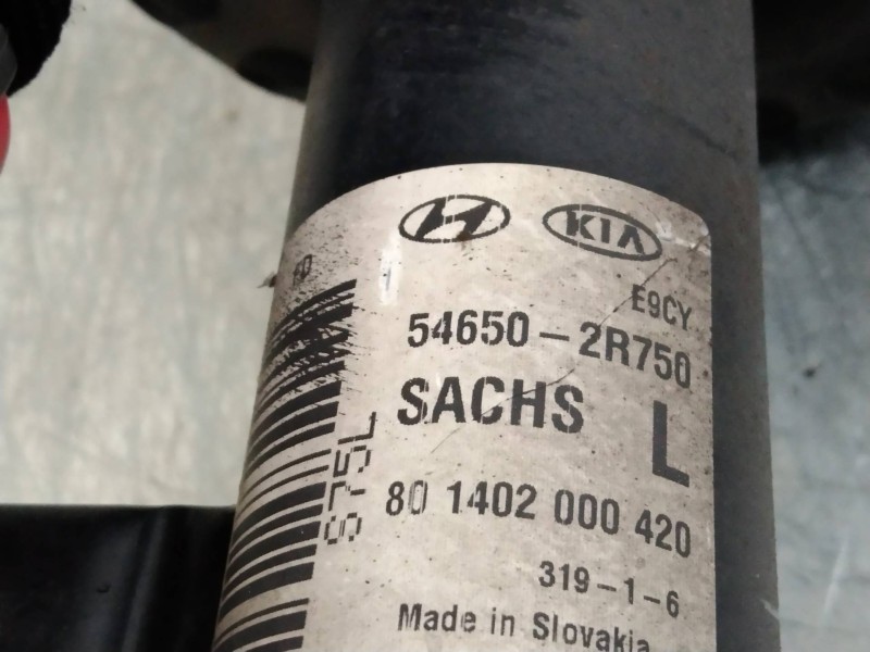 Recambio de amortiguador delantero izquierdo para hyundai i30 classic referencia OEM IAM 546502R750  