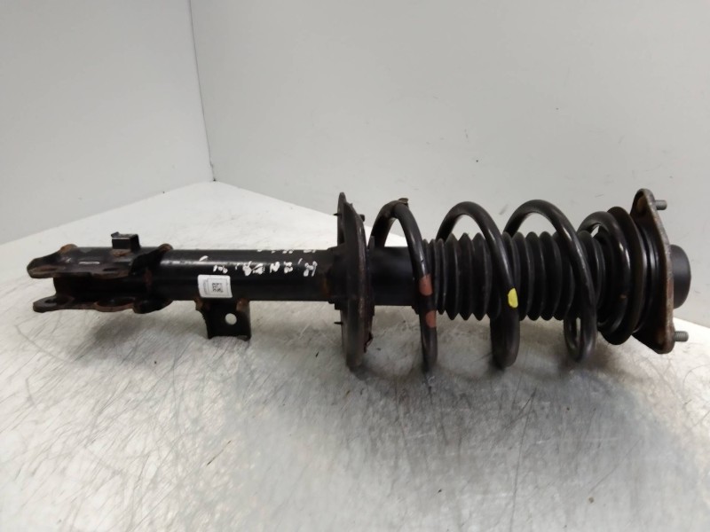 Recambio de amortiguador delantero izquierdo para hyundai ix35 1.6 cat referencia OEM IAM R610546602Y610  