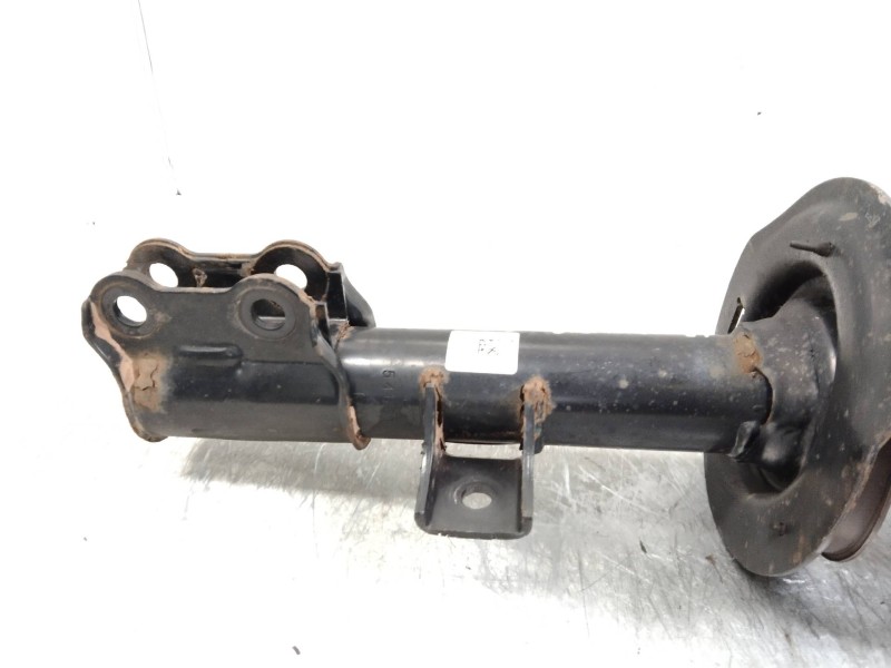 Recambio de amortiguador delantero izquierdo para hyundai ix35 1.6 cat referencia OEM IAM R610546602Y610  