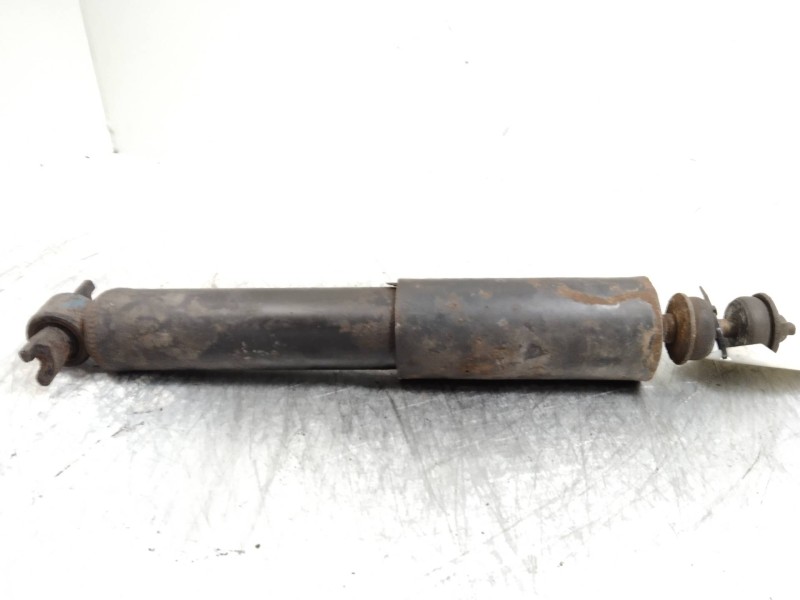Recambio de amortiguador delantero para mitsubishi galloper (hyundai) 2.5 turbodiesel referencia OEM IAM   