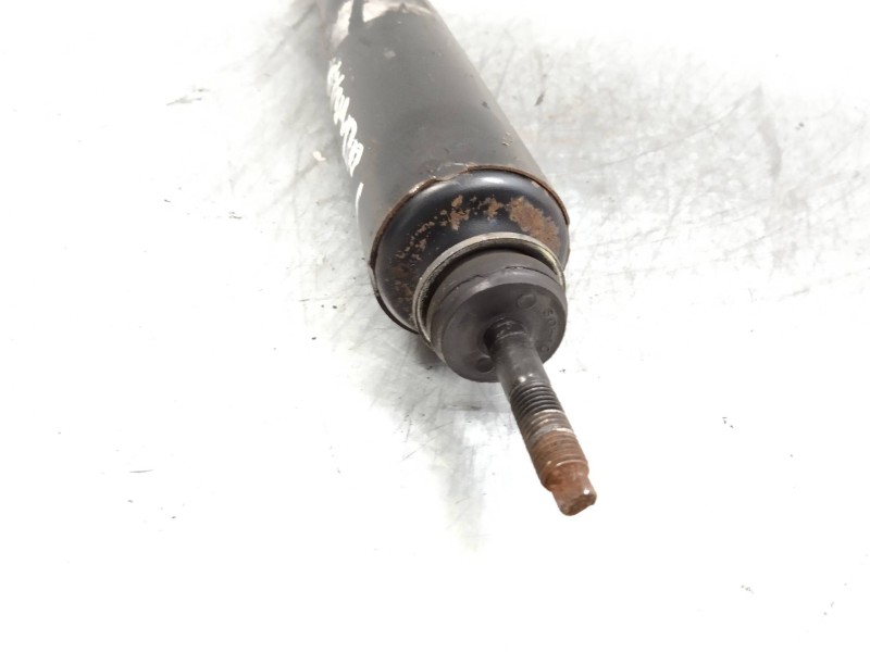 Recambio de amortiguador delantero para hyundai h 1 2.5 crdi cat referencia OEM IAM   