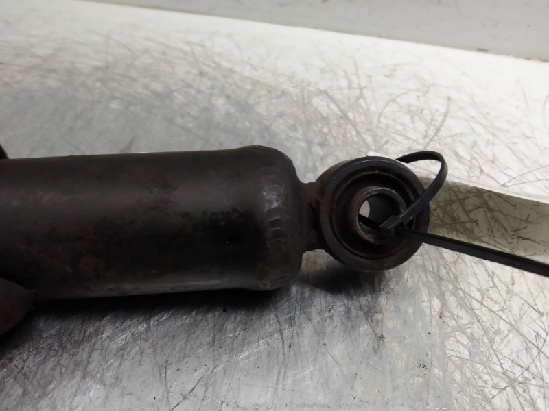 Recambio de amortiguador delantero para hyundai h 1 2.5 turbodiesel referencia OEM IAM   