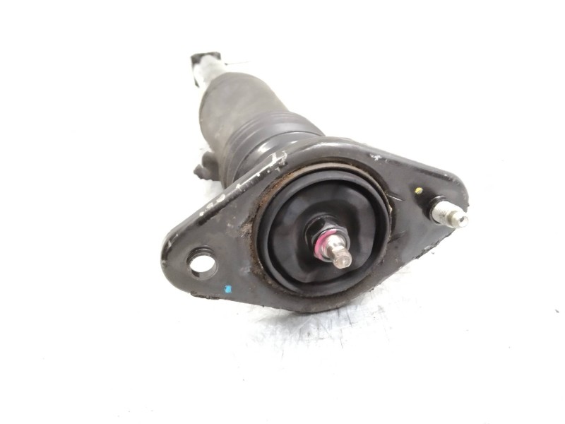 Recambio de amortiguador trasero para hyundai ix35 1.7 crdi cat referencia OEM IAM Y350553002Y350  