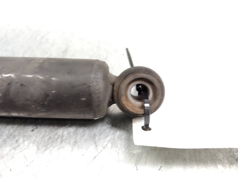 Recambio de amortiguador trasero para hyundai i20 1.2 cat referencia OEM IAM   