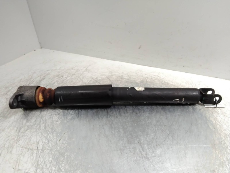 Recambio de amortiguador trasero para hyundai i30 (gd) 1.6 crdi cat referencia OEM IAM   