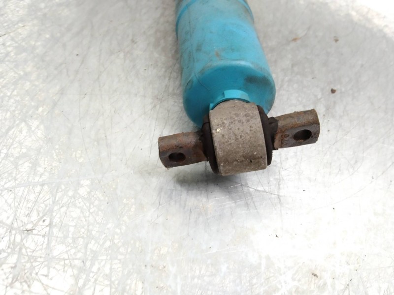 Recambio de amortiguador trasero para jaguar x-type 2.5 v6 24v cat referencia OEM IAM   