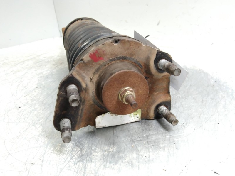 Recambio de amortiguador delantero izquierdo para jeep cherokee (kj) 2.5 crd básico referencia OEM IAM   