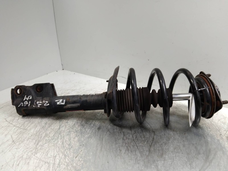 Recambio de amortiguador delantero izquierdo para jeep compass 2.4 16v cat referencia OEM IAM   