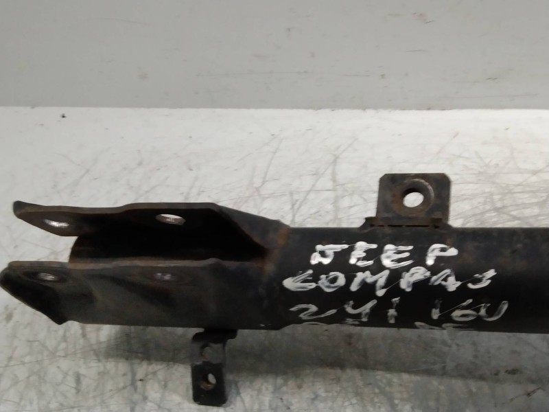 Recambio de amortiguador delantero derecho para jeep compass 2.4 16v cat referencia OEM IAM   