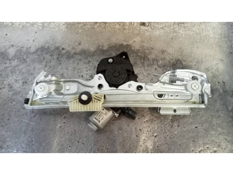 Recambio de elevalunas trasero derecho para renault megane iv berlina 5p limited + referencia OEM IAM 827209091R  